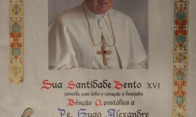 Bem-haja Bento XVI; nota pastoral para as “Paróquias da Estrela”.