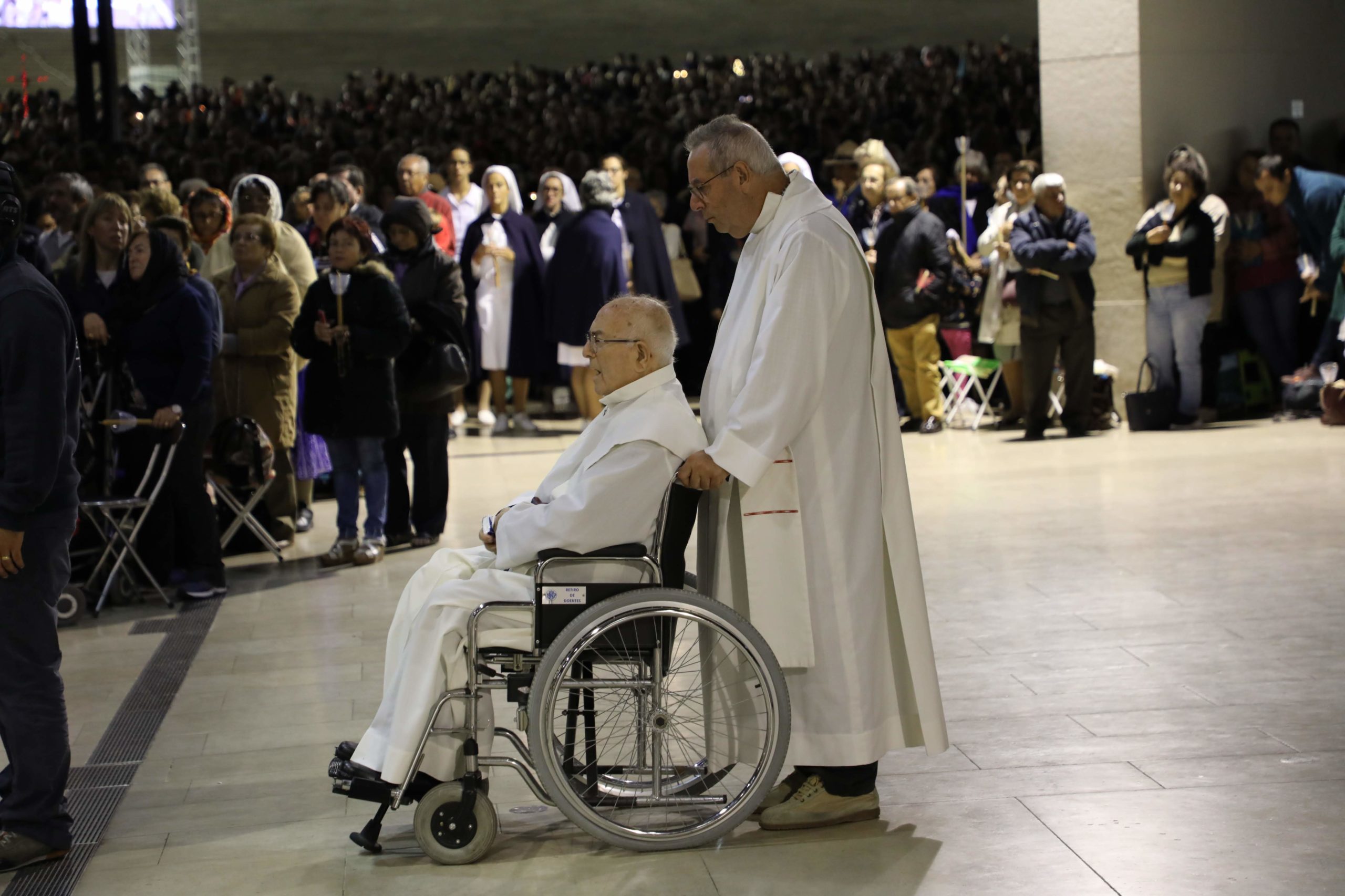 COMUNHÃO: CORPO SANTO - Fátima Souza - Cantai ao Senhor